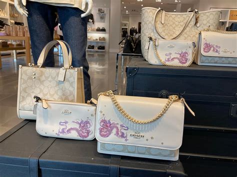 coach outlet gran plaza.